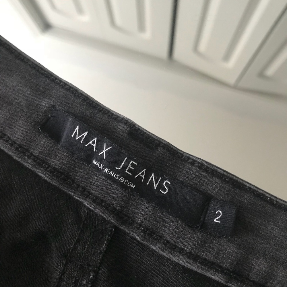 Jeans - Picture 2 of 2